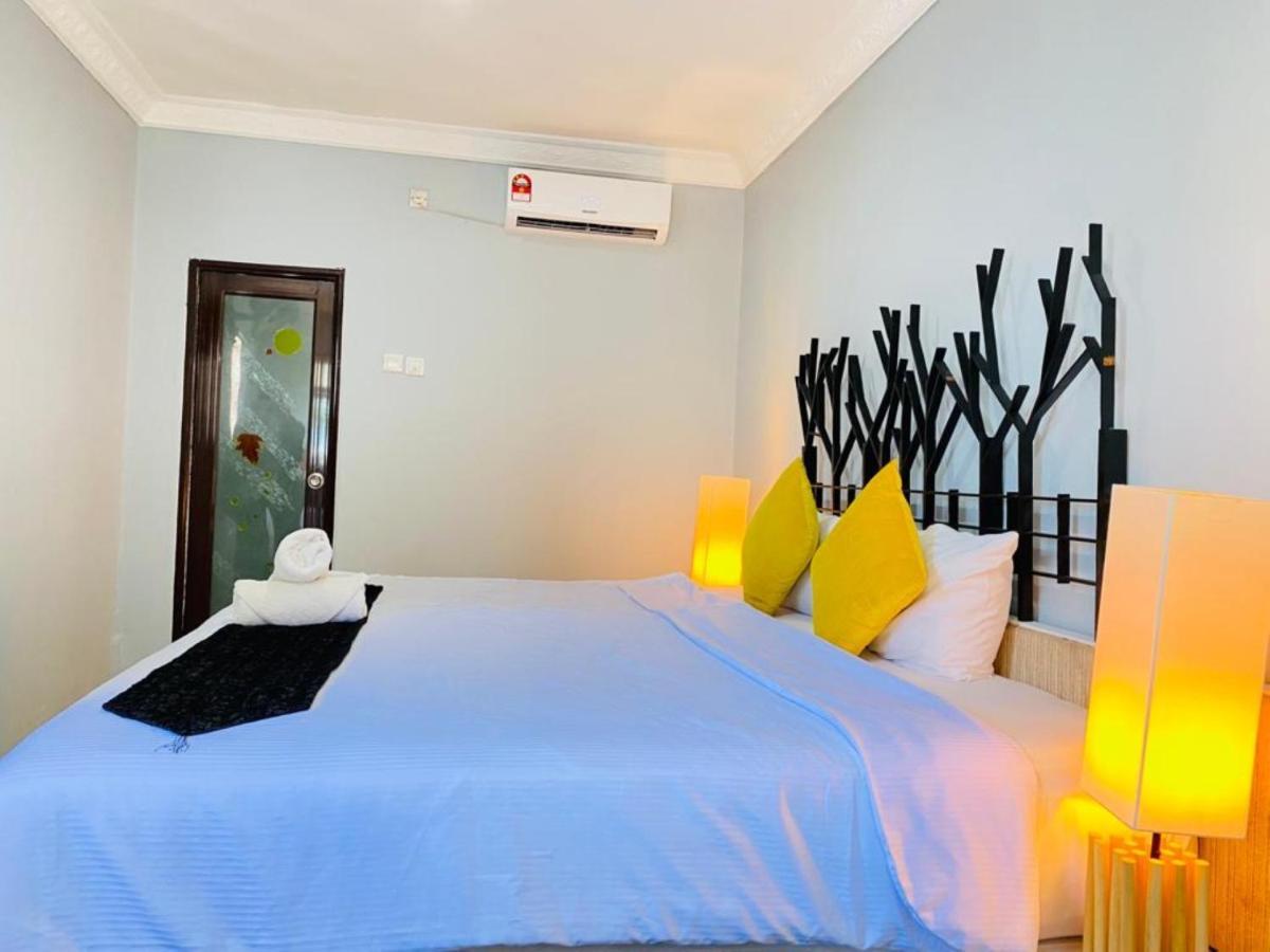 Fat Mermaid Guesthouse Пантай-Ченанг Екстер'єр фото